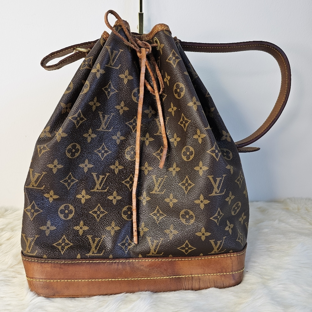 Louis Vuitton Monogram Noe Bucket Bag